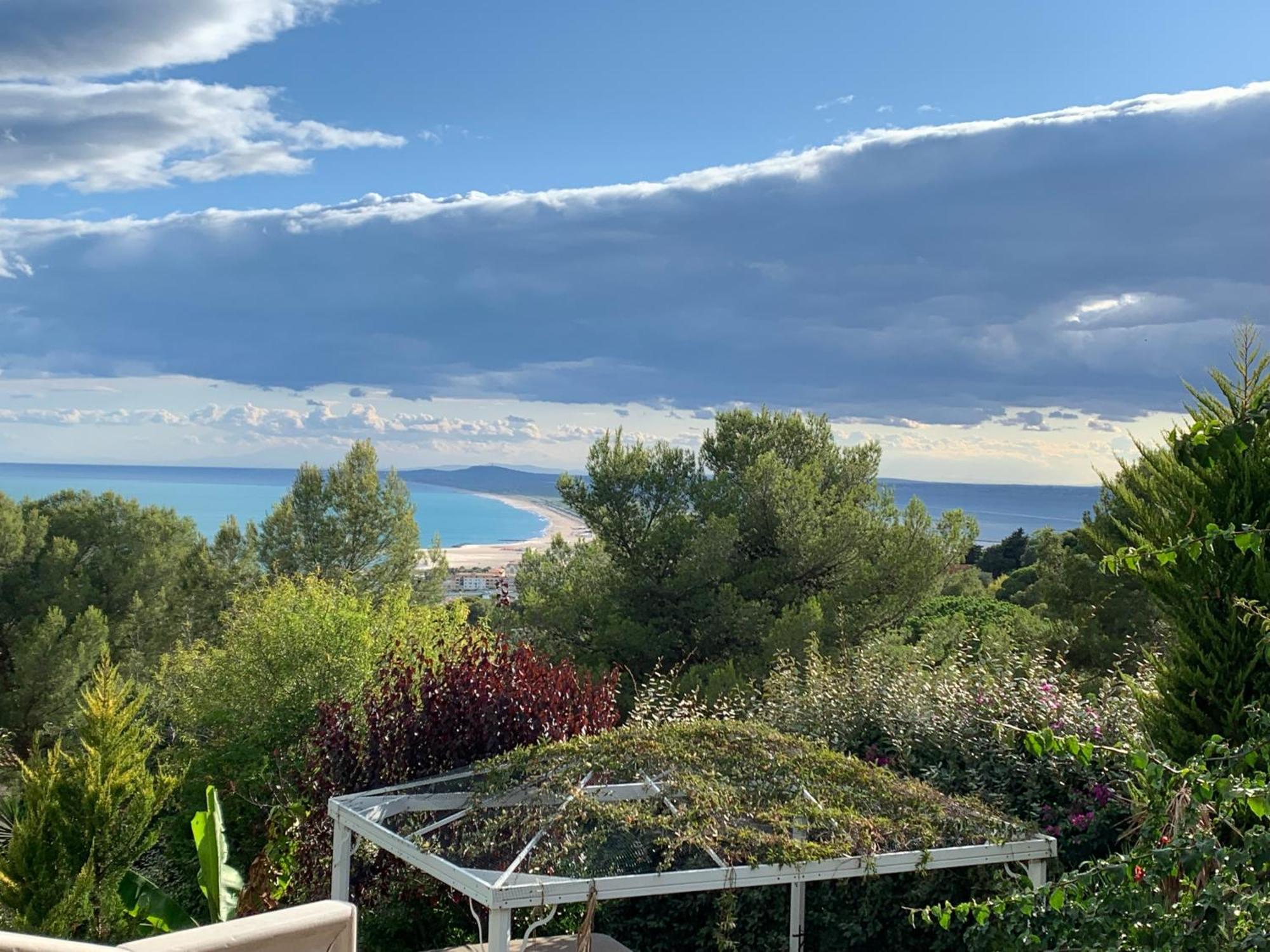 Le Saint Clair *